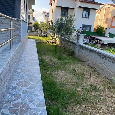 Holiday home Luxurious Triplex Summer House - Brand New In Beautiful